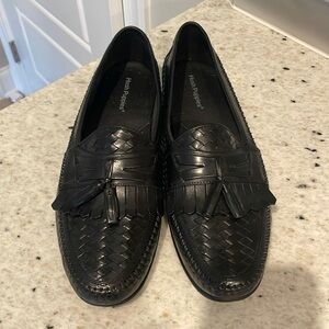 New condition worn once for pictures